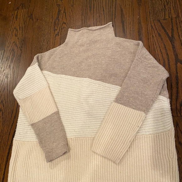 French Connection color block turtleneck sweater - Picture 5 of 5